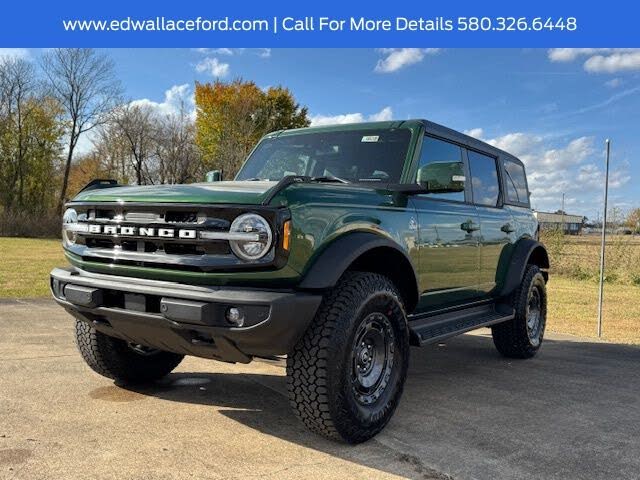 2025 Ford Bronco Outer Banks 4-Door 4WD