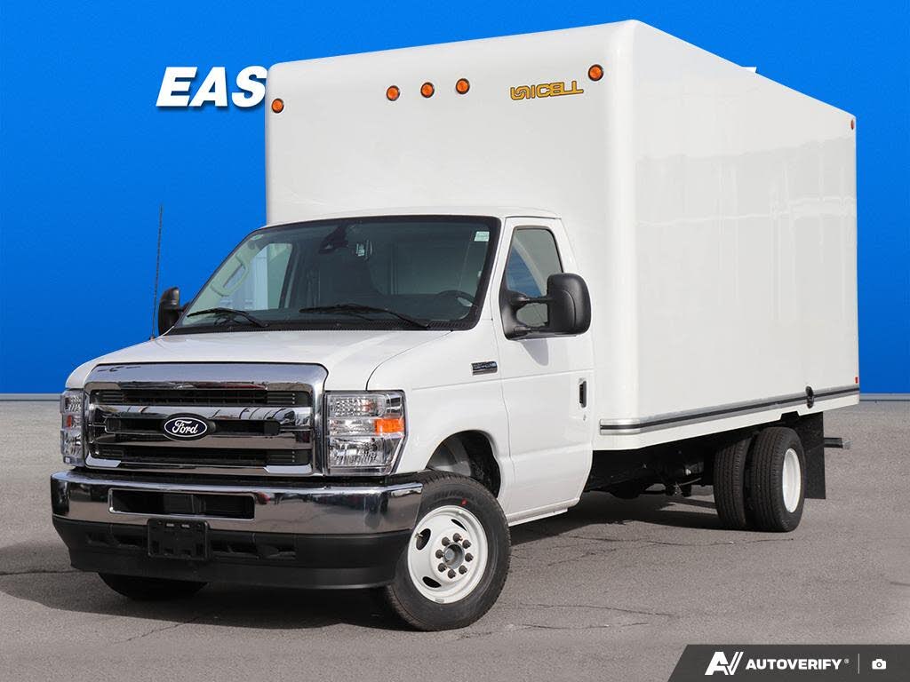 2026 Ford E-Series Chassis E-450 SD Cutaway 158 DRW RWD