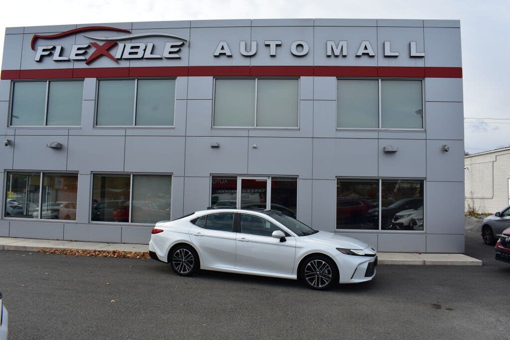 2025 Toyota Camry XLE FWD