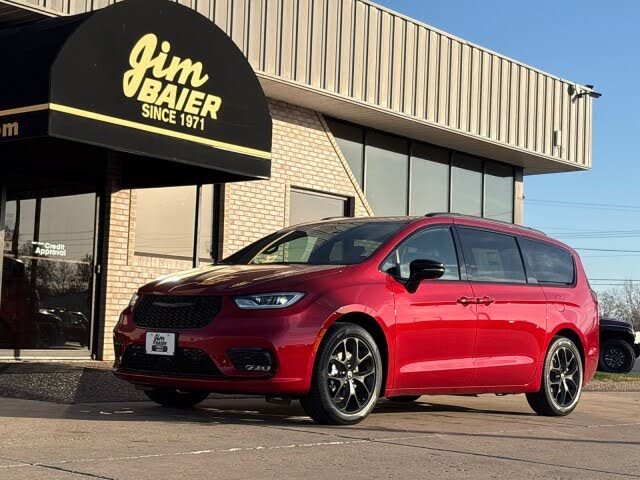 2026 Chrysler Pacifica Select FWD