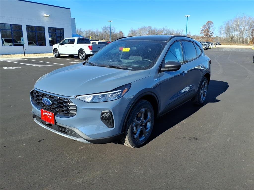 2026 Ford Escape ST-Line AWD