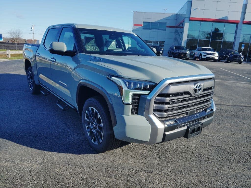 2026 Toyota Tundra Hybrid Limited HV CrewMax Cab 4WD