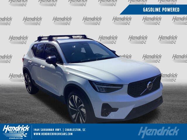 2026 Volvo XC40 B4 Plus FWD