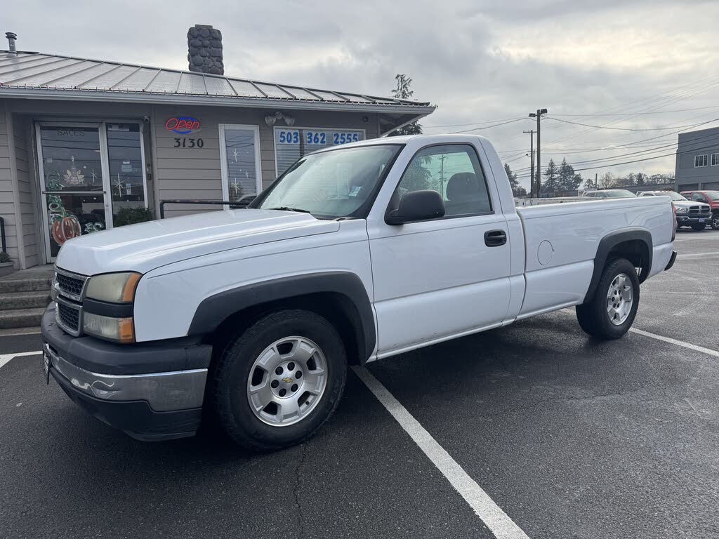 2007 Chevrolet Silverado Classic 1500 LS LB RWD