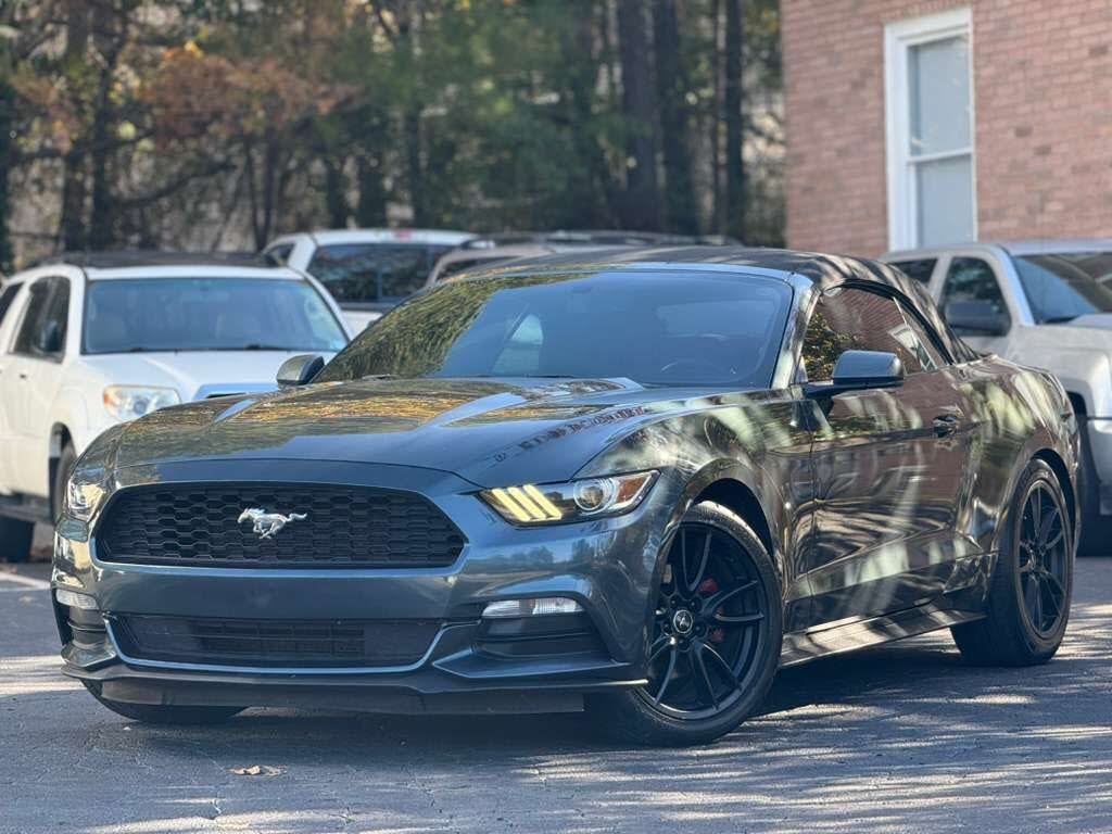 2016 Ford Mustang V6 Convertible RWD