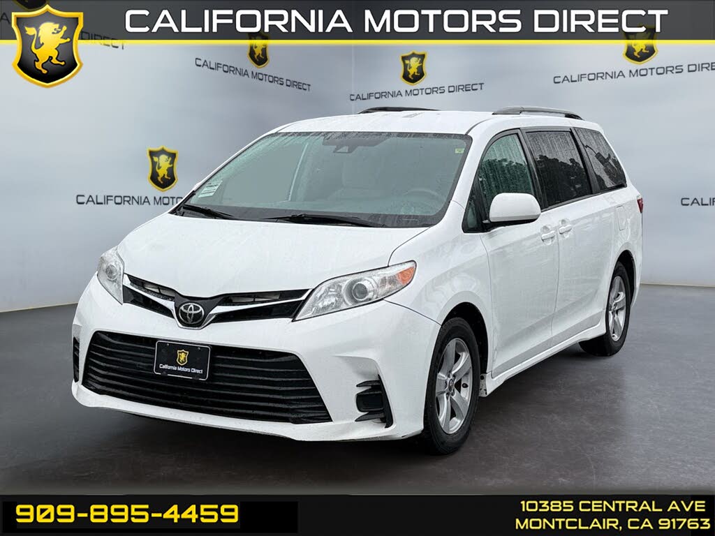 2019 Toyota Sienna LE 7-Passenger FWD with Auto-Access Seat