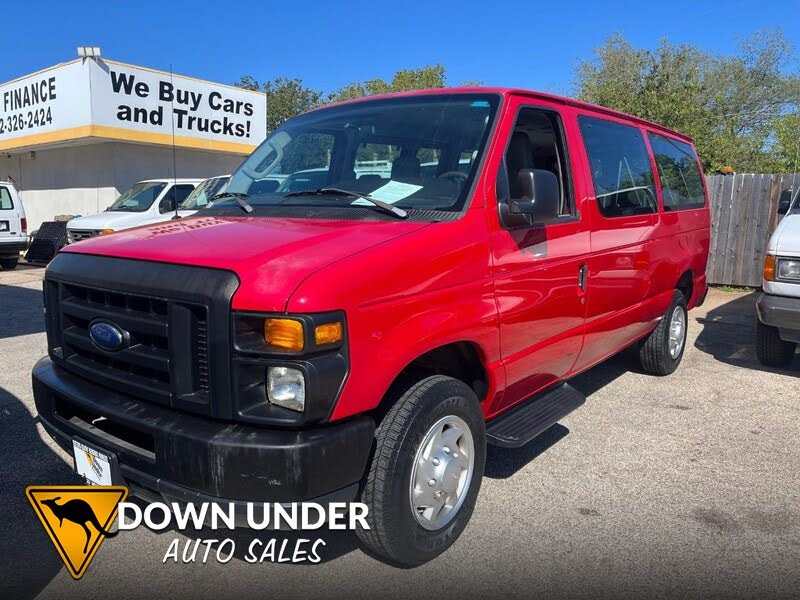 2011 Ford E-Series E-350 XLT Super Duty Passenger Van
