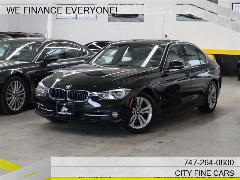 2018 BMW 3 Series 330e iPerformance Sedan RWD