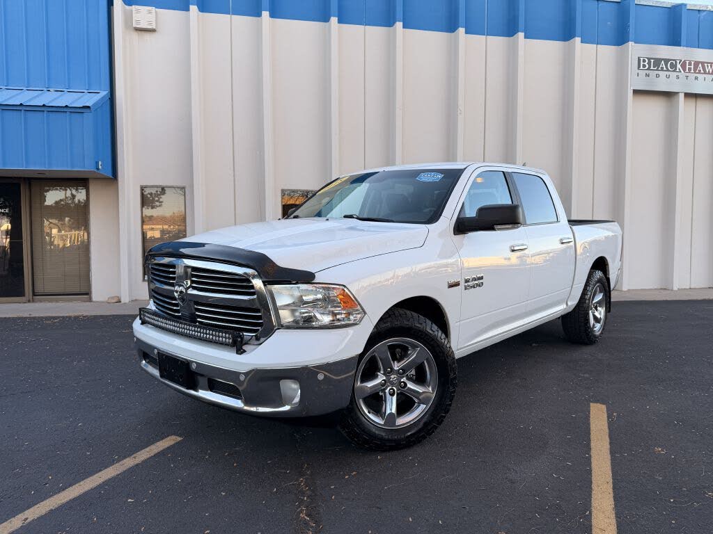 2018 RAM 1500 SLT Crew Cab 4WD