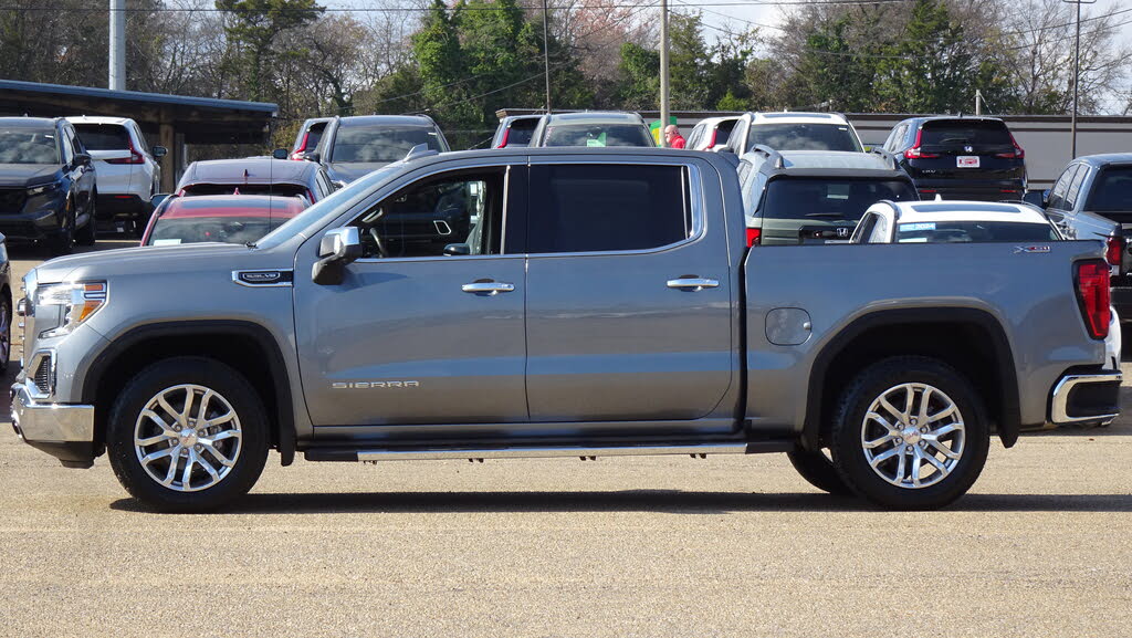 2020 GMC Sierra 1500 SLT Crew Cab 4WD
