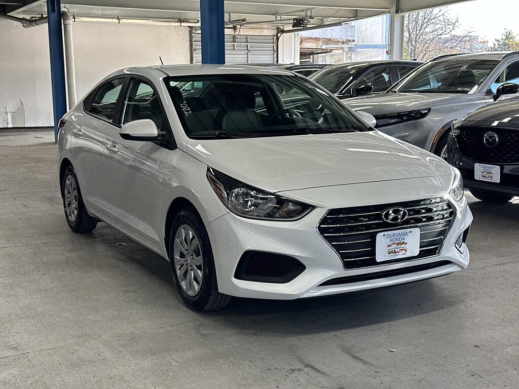 2022 Hyundai Accent SE FWD