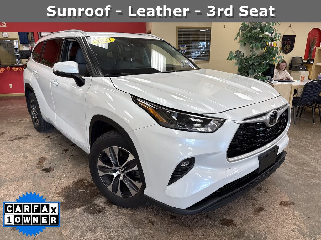 2022 Toyota Highlander XLE AWD