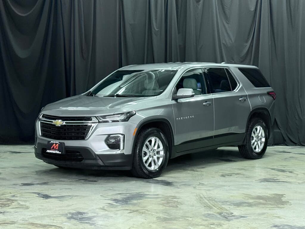 2023 Chevrolet Traverse LS AWD
