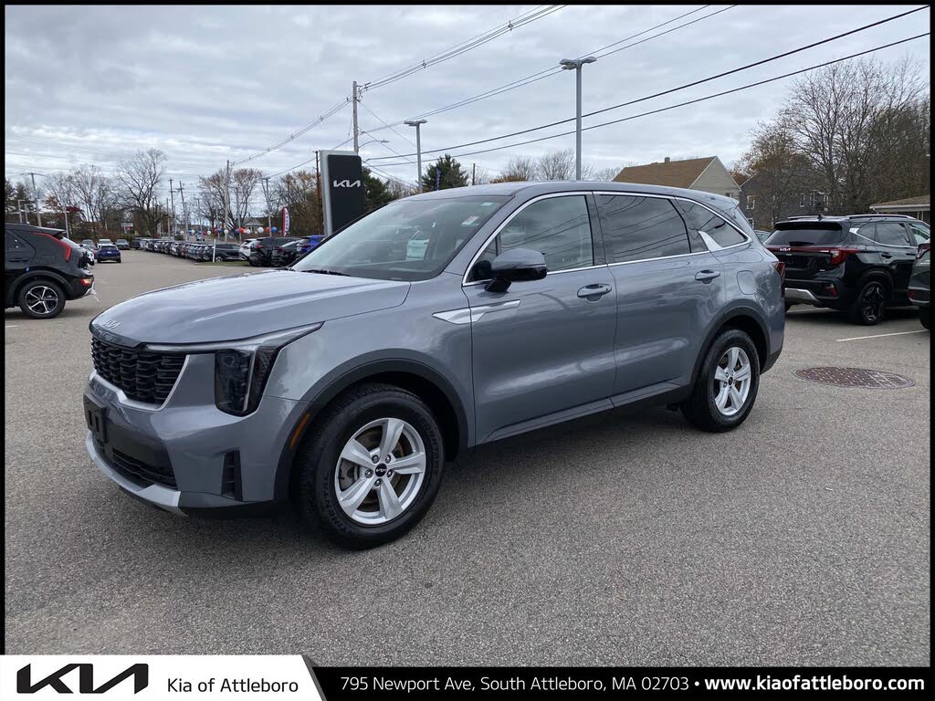 2025 Kia Sorento LX FWD