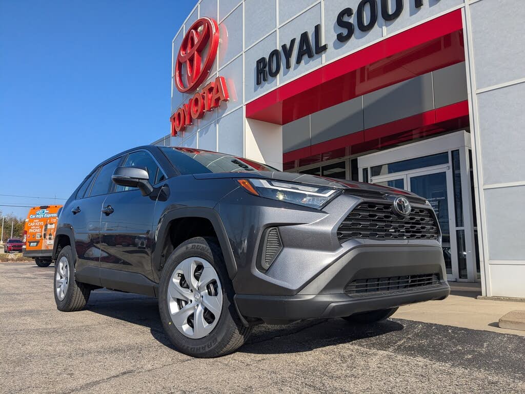 2025 Toyota RAV4 LE AWD