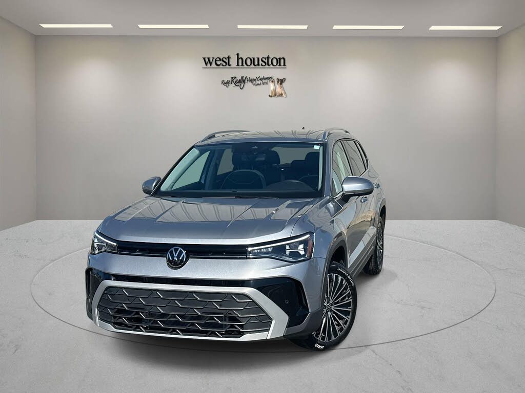 2025 Volkswagen Taos SE FWD