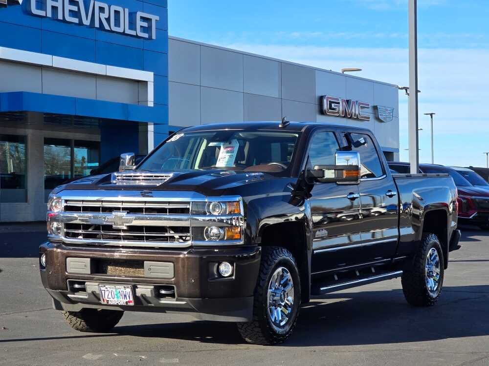 2018 Chevrolet Silverado 3500HD High Country Crew Cab 4WD