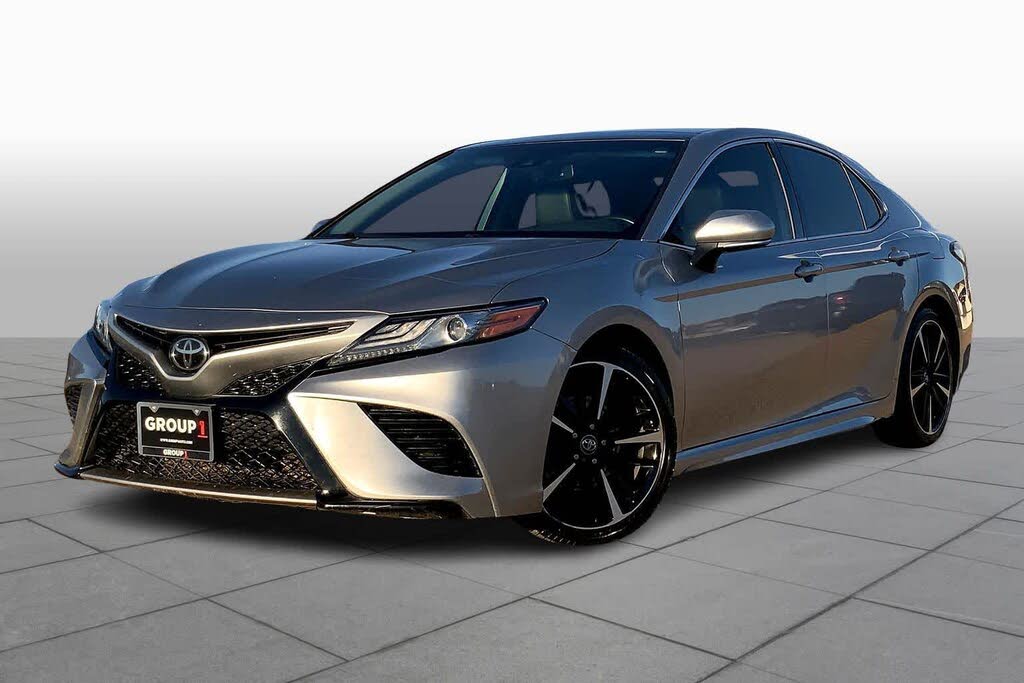2019 Toyota Camry XSE FWD