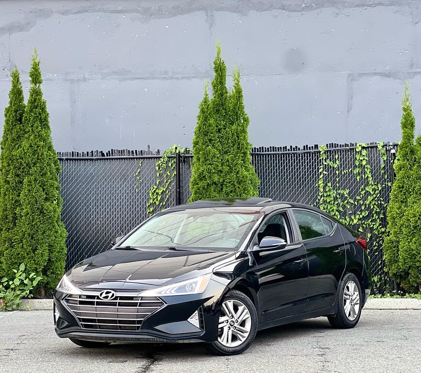 2020 Hyundai Elantra Preferred FWD with Sun and Safety Package