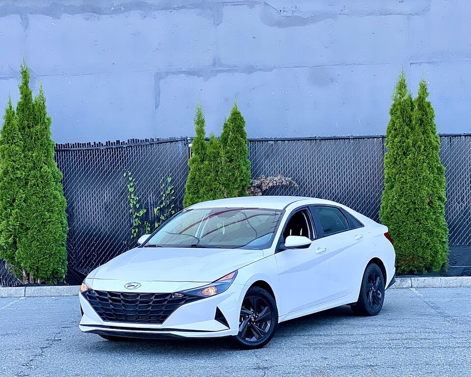 2021 Hyundai Elantra Preferred FWD