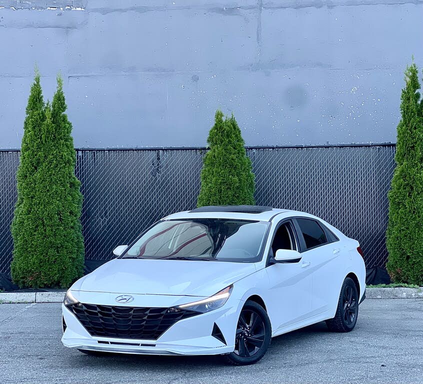 2021 Hyundai Elantra Preferred FWD with Sun and Safety Package
