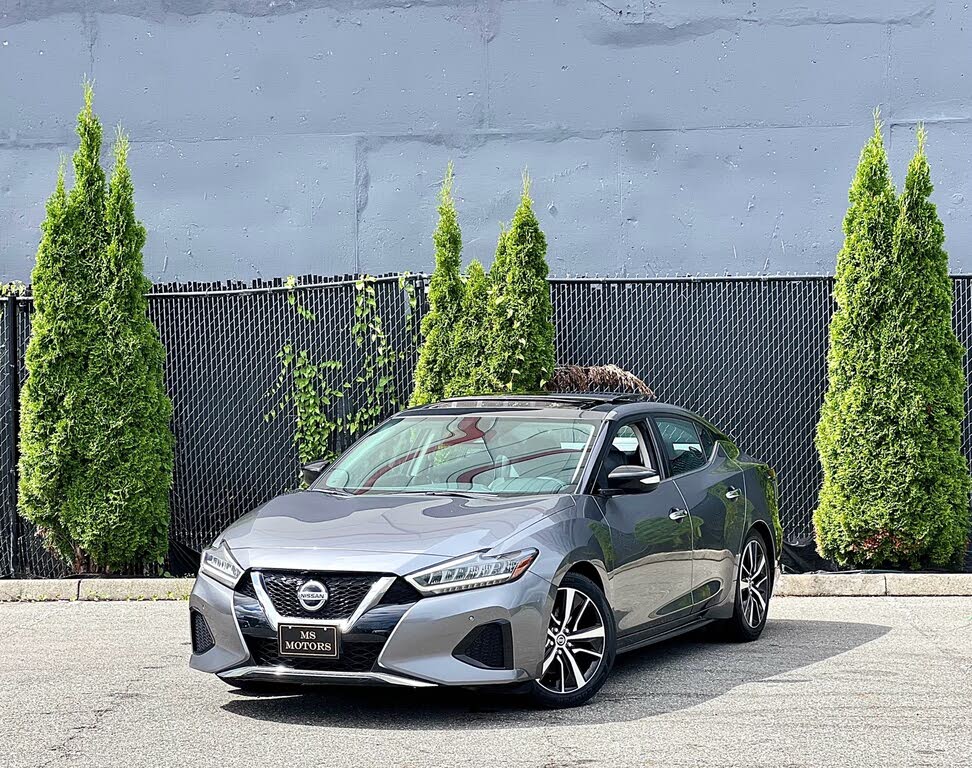 2022 Nissan Maxima SL FWD