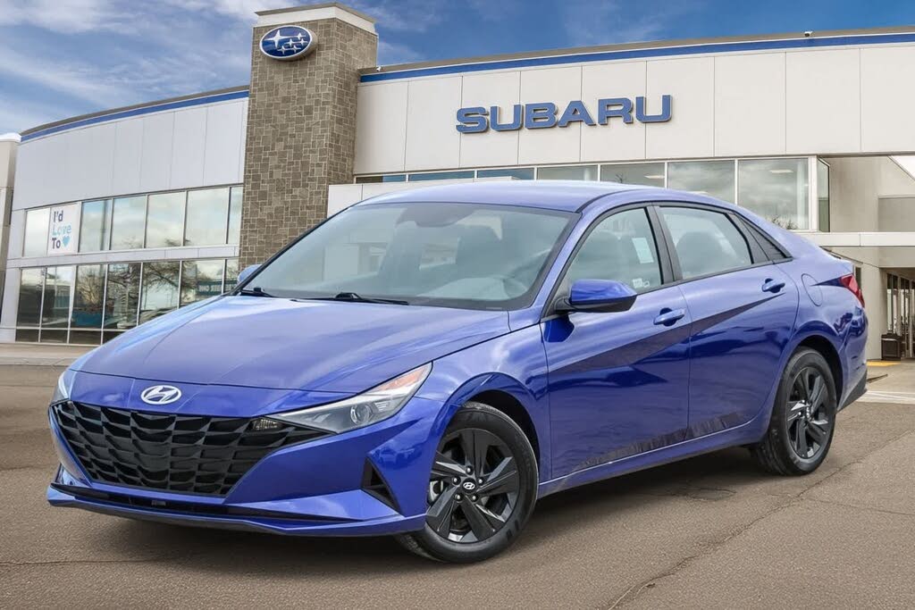 2023 Hyundai Elantra SEL FWD