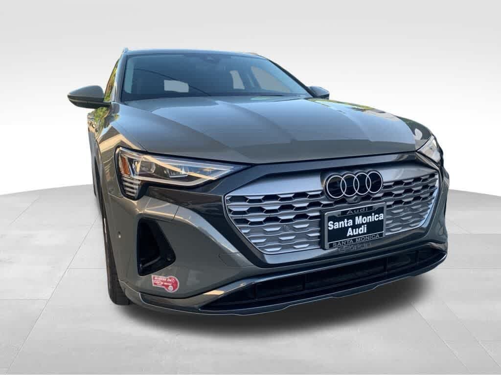 2024 Audi Q8 e-tron quattro Premium Plus AWD