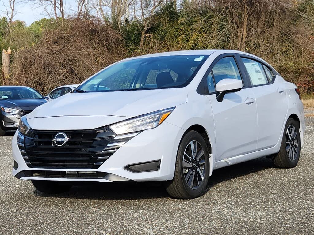 2025 Nissan Versa SV FWD