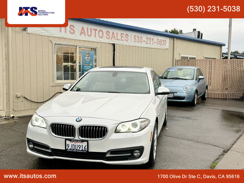 2015 BMW 5 Series 528i Sedan RWD