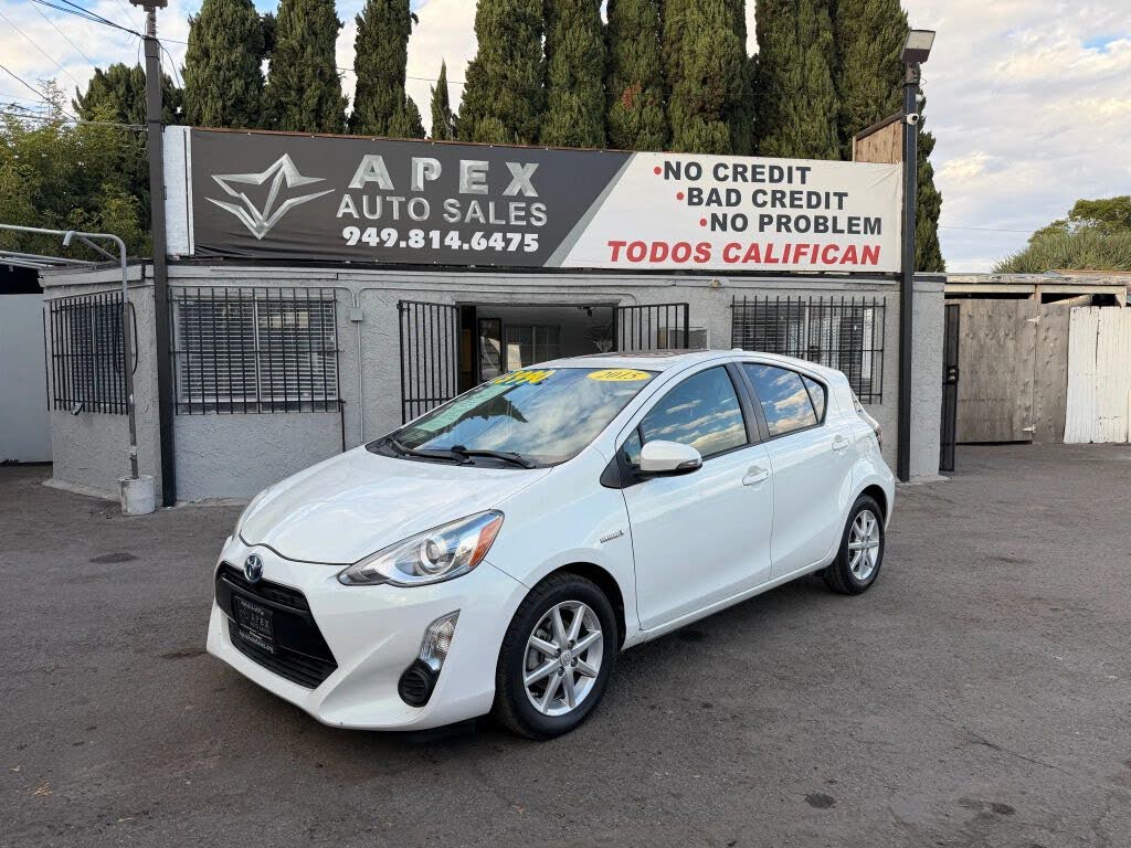 2015 Toyota Prius c Three