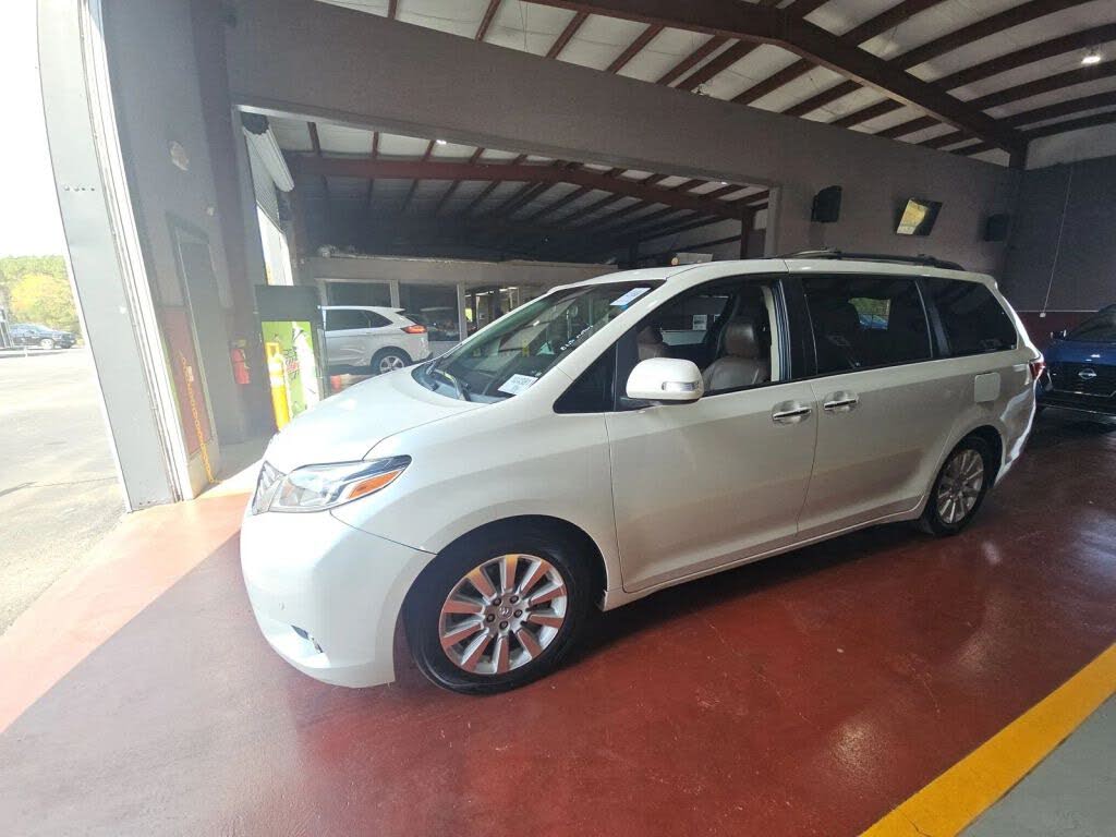 2015 Toyota Sienna Limited 7-Passenger Premium