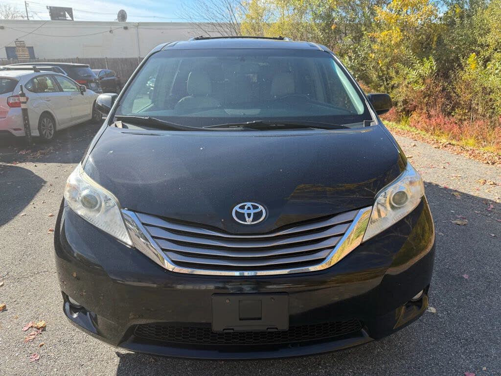 2015 Toyota Sienna Limited 7-Passenger