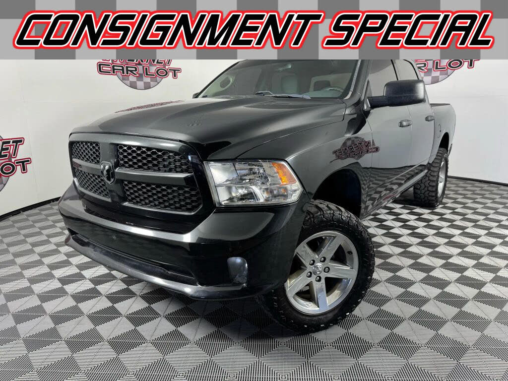 2016 RAM 1500 Express Crew Cab 4WD