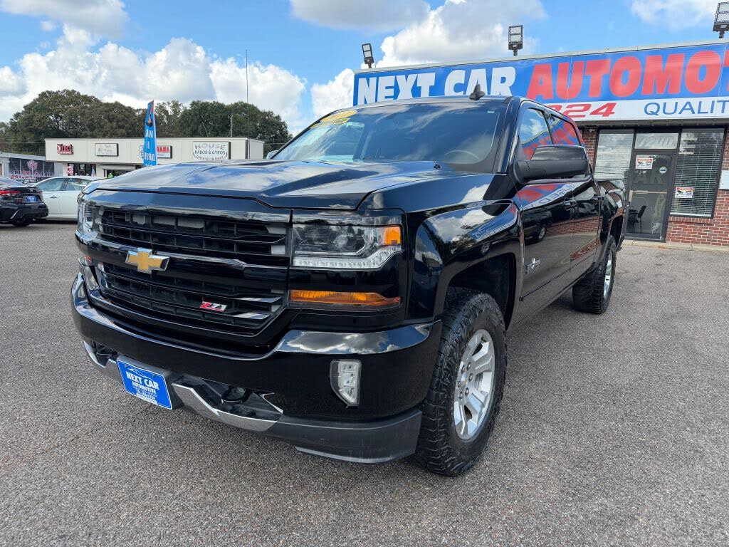 2017 Chevrolet Silverado 1500 LT Z71 Crew Cab 4WD