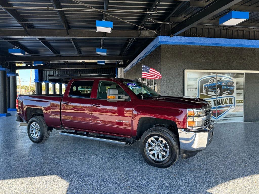 2017 Chevrolet Silverado 2500HD LT Crew Cab 4WD