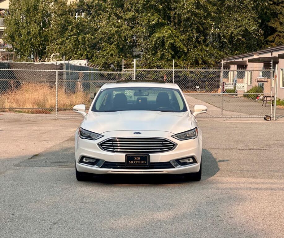 2018 Ford Fusion Hybrid Titanium FWD