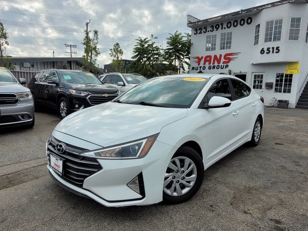 2019 Hyundai Elantra SE FWD