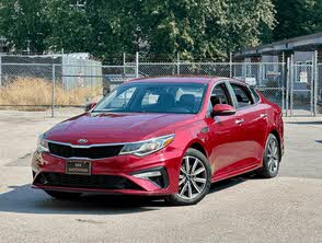 Kia Optima LX FWD