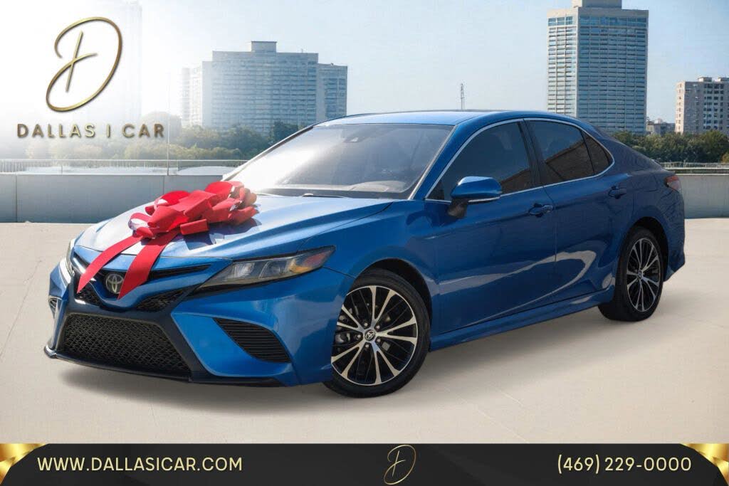 2019 Toyota Camry SE FWD