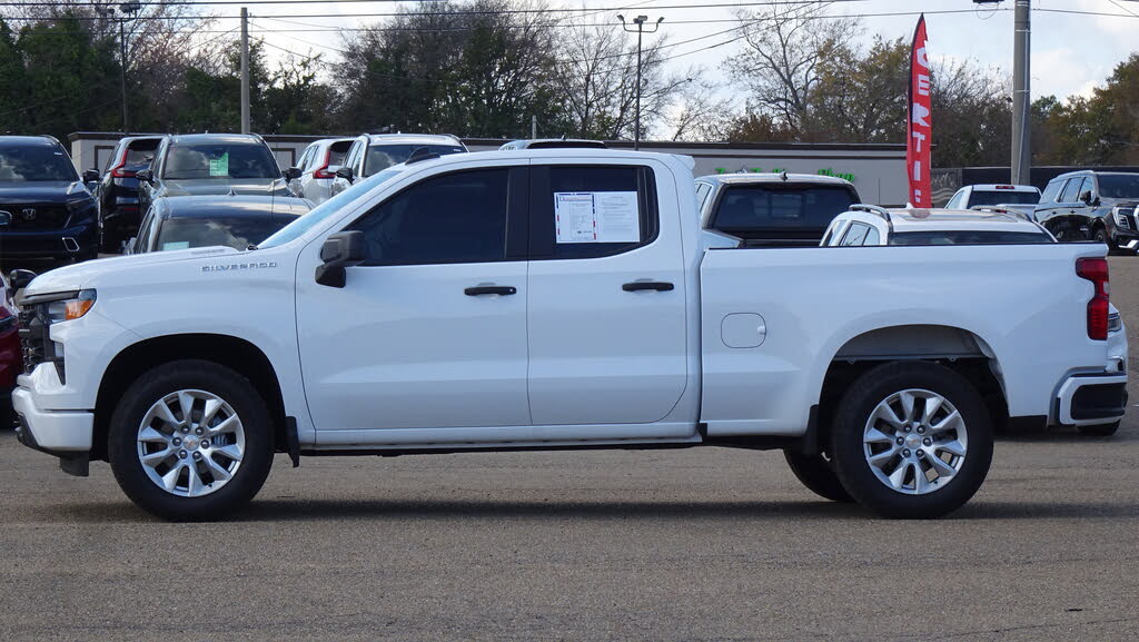 2025 Chevrolet Silverado 1500 Custom Double Cab RWD