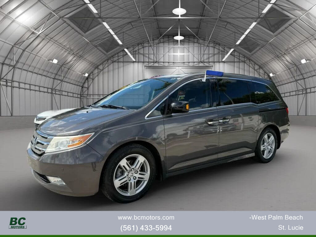 2013 Honda Odyssey Touring FWD