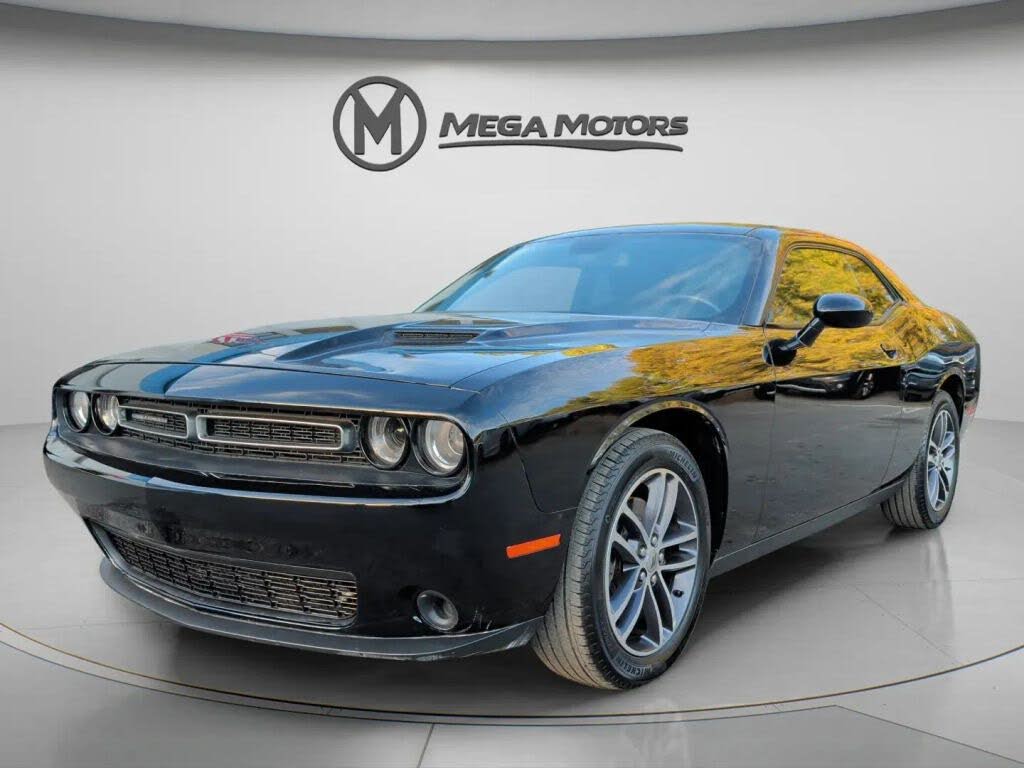 2019 Dodge Challenger SXT AWD