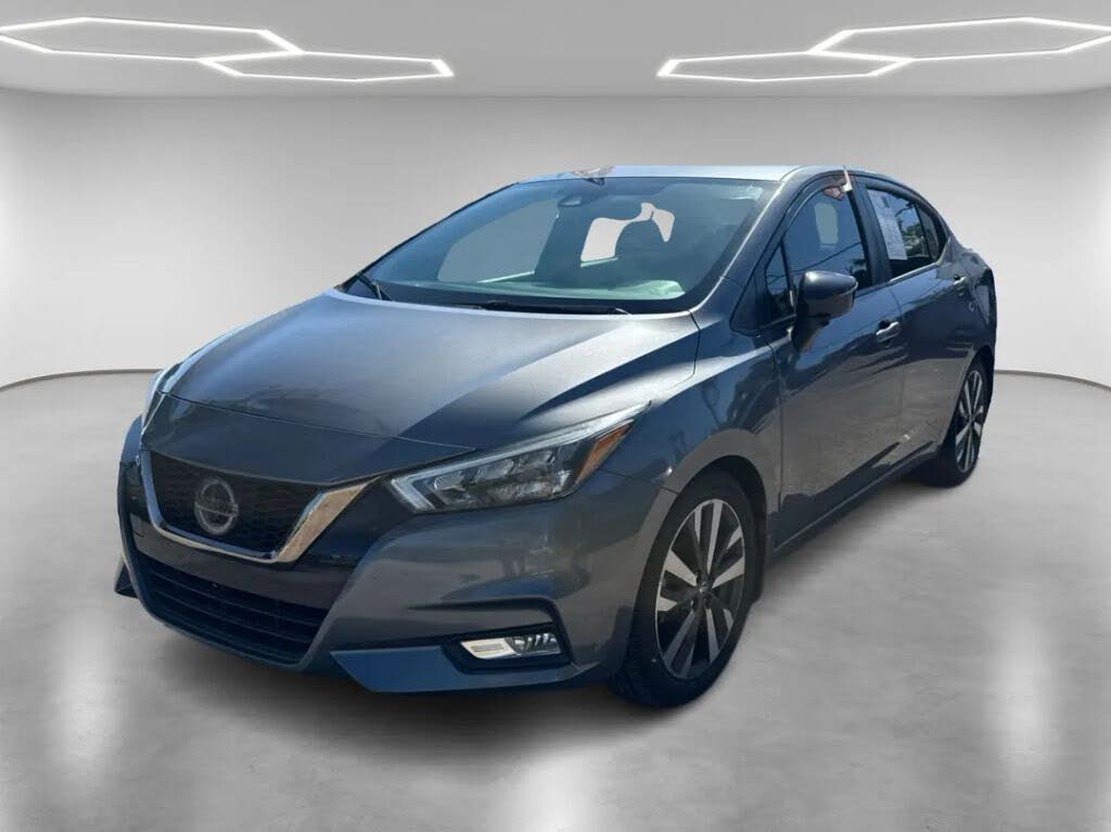 2020 Nissan Versa SR FWD