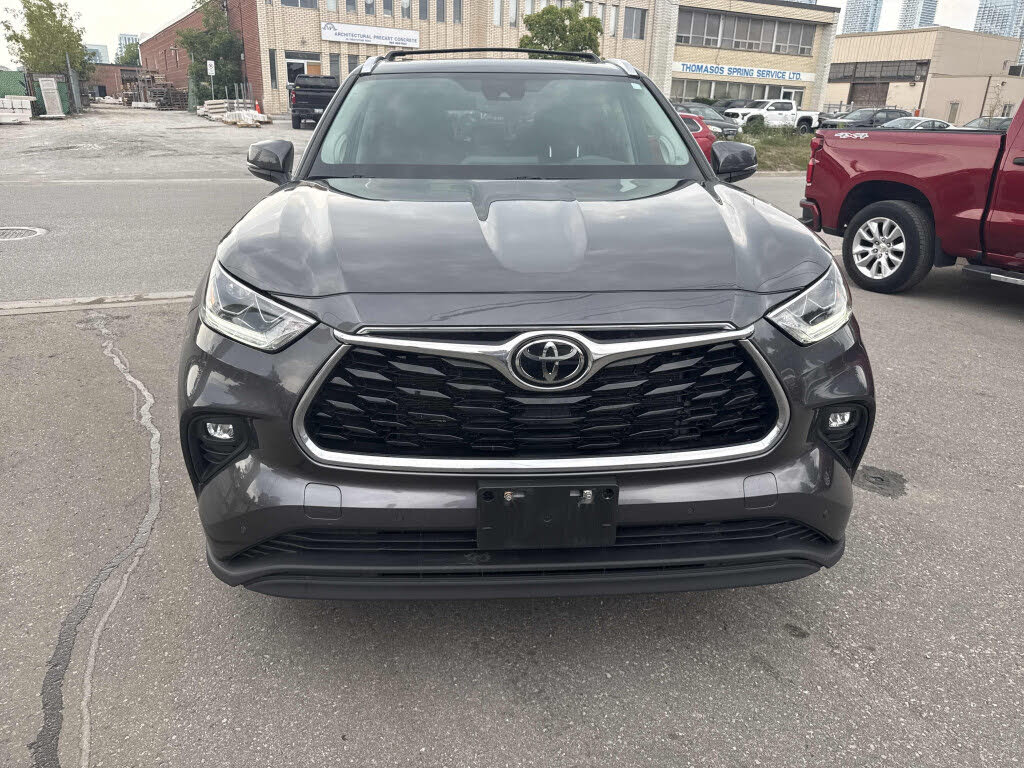 Toyota Highlander Limited AWD 2022
