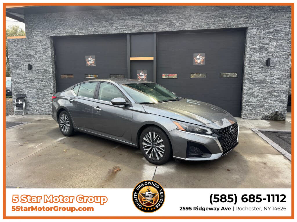 2023 Nissan Altima 2.5 SV FWD