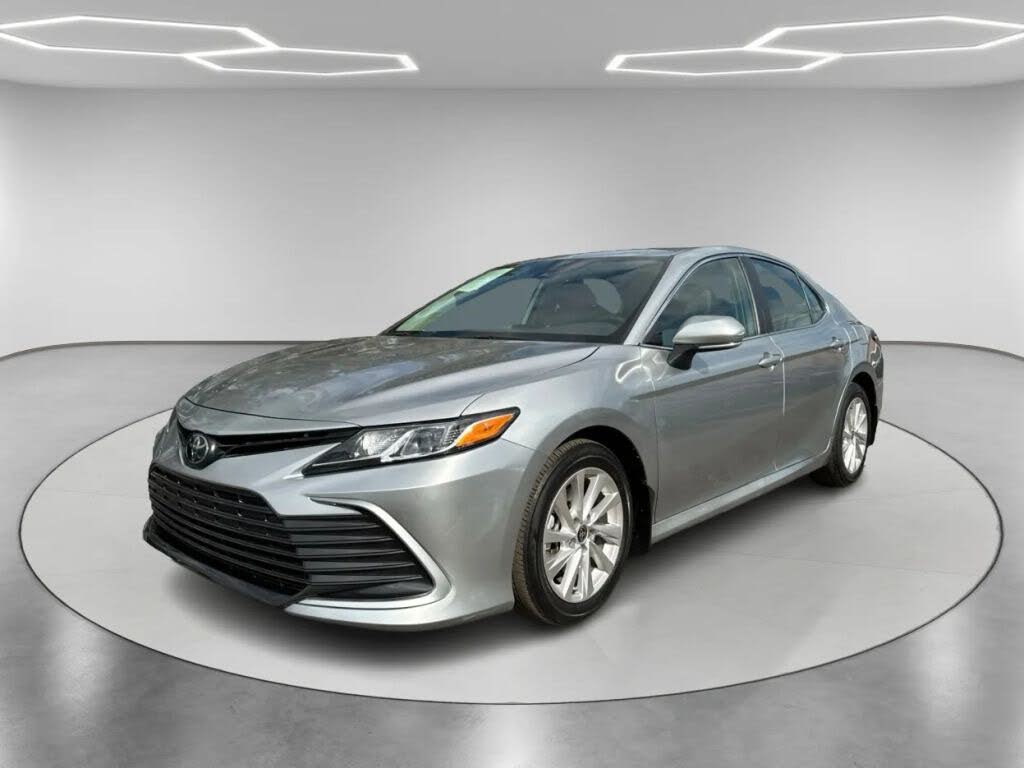 2023 Toyota Camry LE FWD