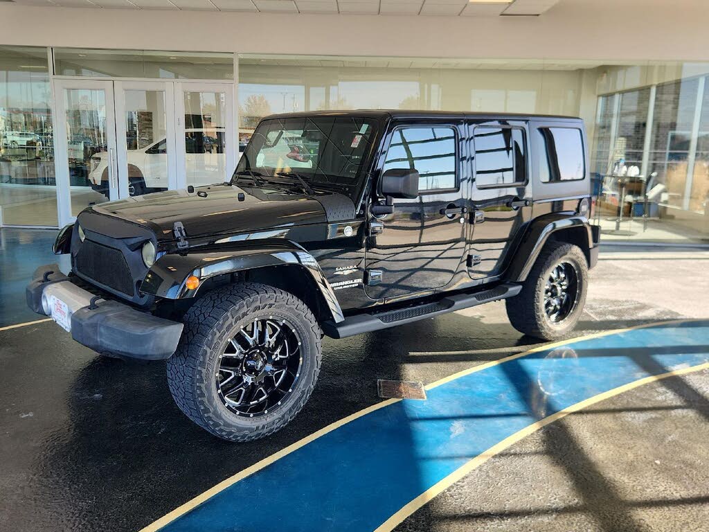 2015 Jeep Wrangler Unlimited Sahara 4WD