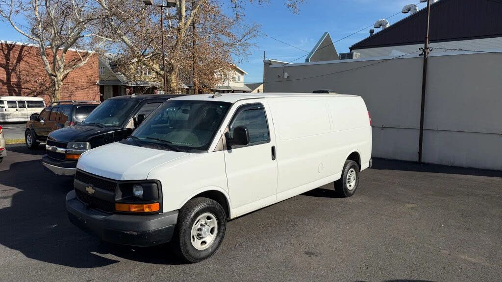 2016 Chevrolet Express Cargo 3500 Extended RWD