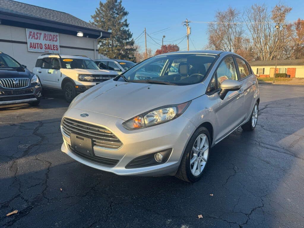 2016 Ford Fiesta SE Hatchback
